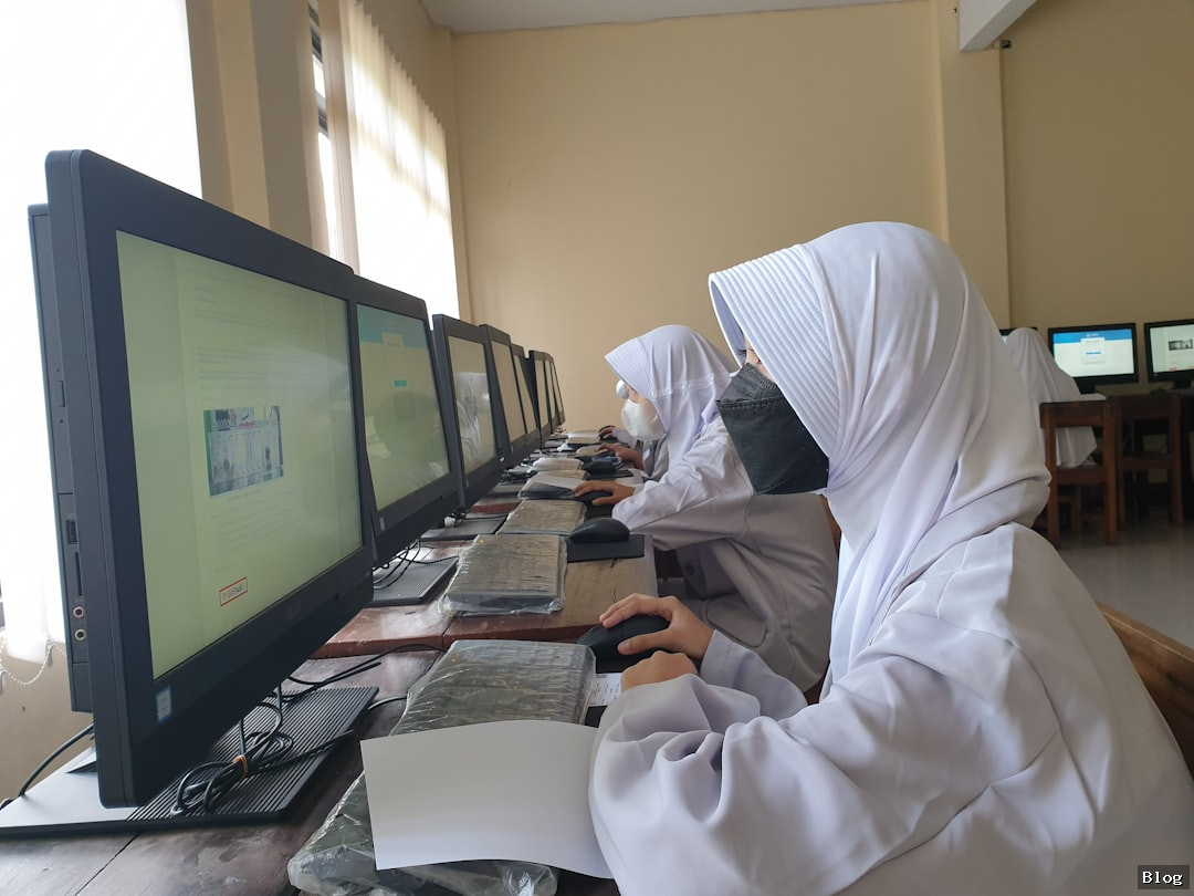 Kadınlar teknoloji alanında eğitim almaları